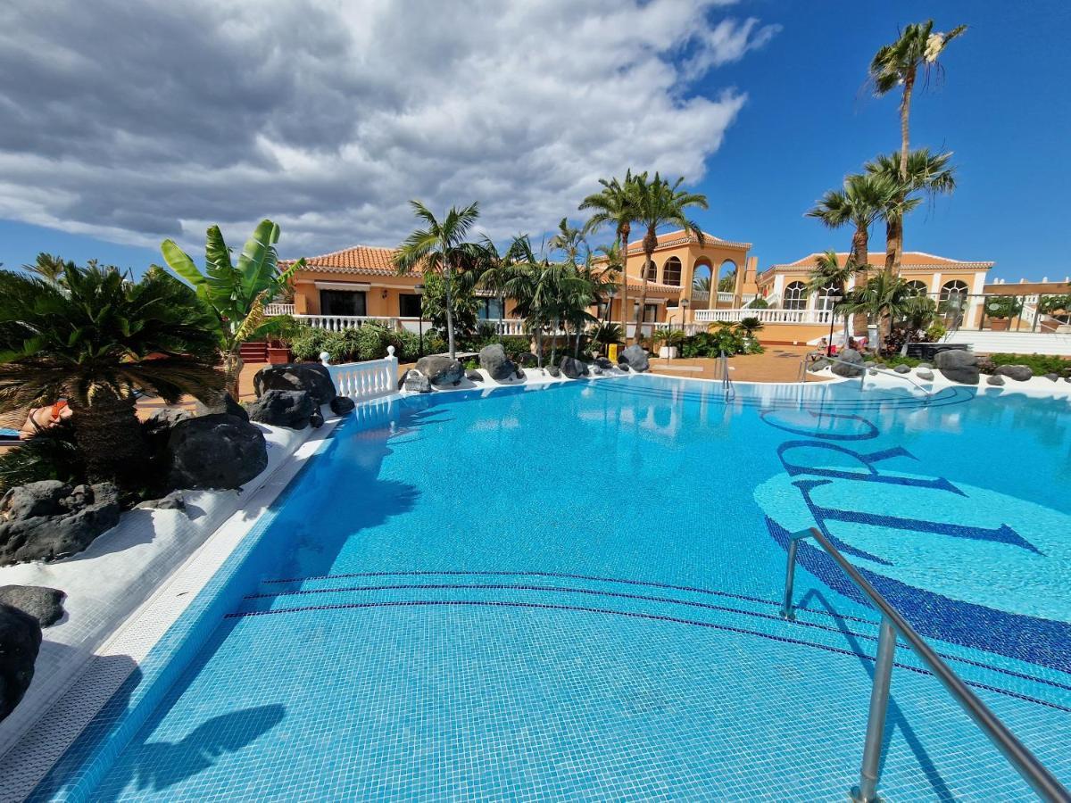 Exclusive Penthouse Playa Vistas 4 Close To The Sea And Beach, Aircondition For A Fee, Wifi, Terrace, Heated Pool