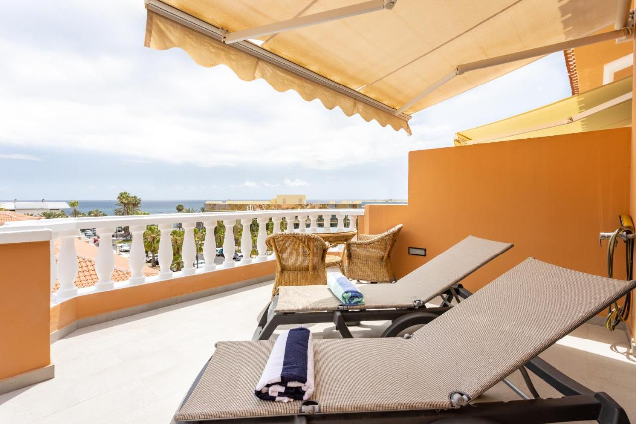 Apartment Exclusive Penthouse: Beachfront Oasis With Heated Pool